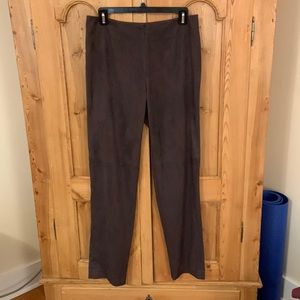 Yansi Fugel slacks in rich brown color. Size 8